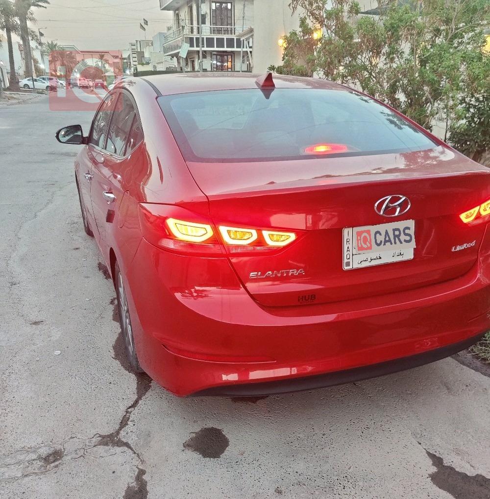 هیوندای ئەلەنترا